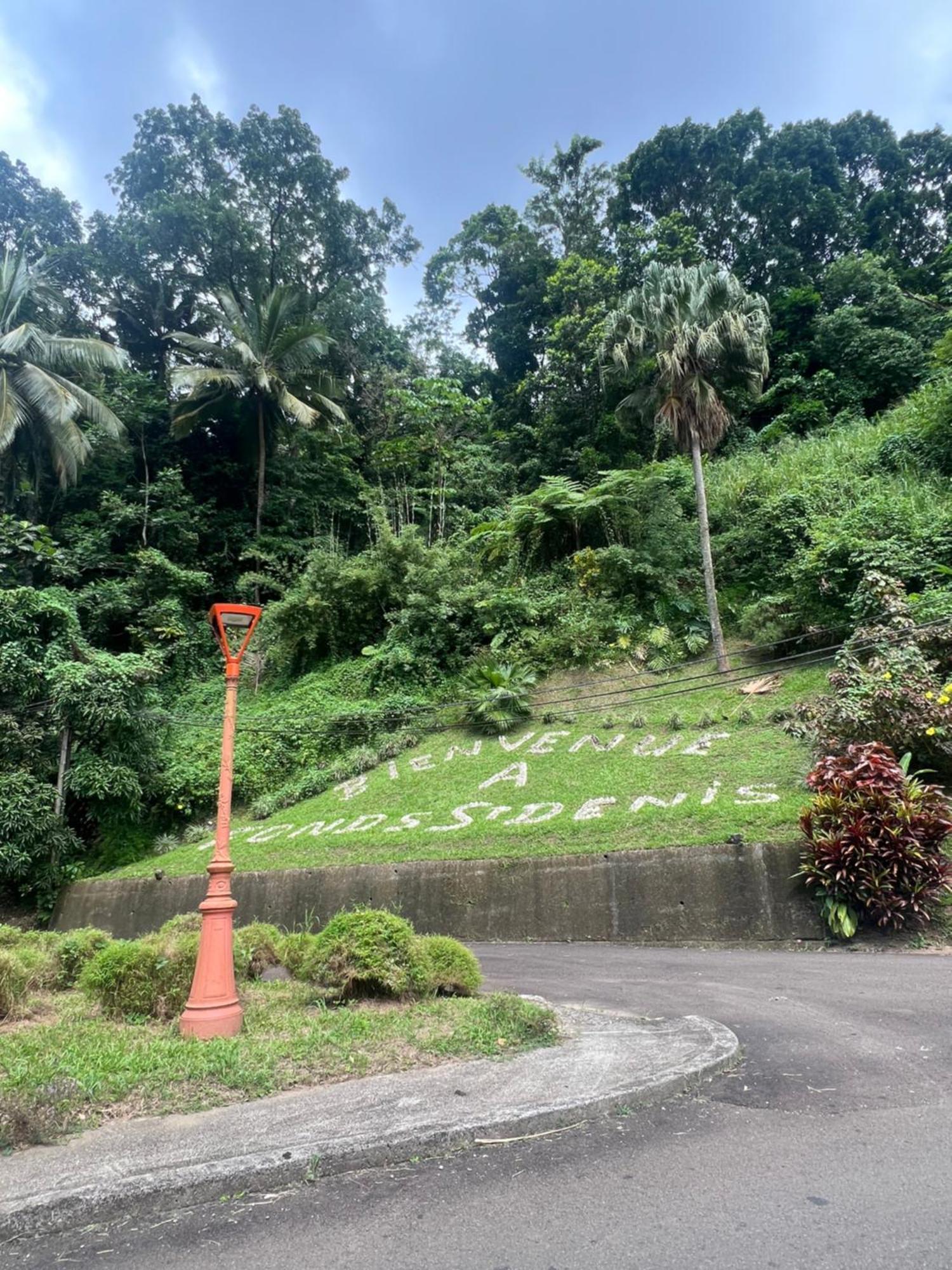 Le Ketmie Nature Et Decouverte Fond-Saint-Denis 外观 照片